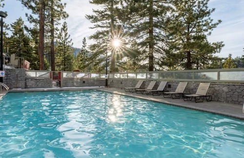 Tahoe Village Apartment | 2 Villas in Mountaintop Resort w/Game Room & Full Kitchens – Your Cozy Escape