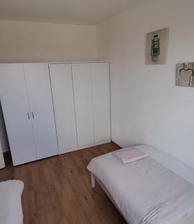 List Apartment | 2 Zimmerwohnung Hinrichsring