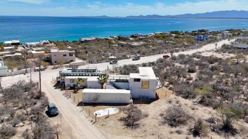El Sargento House | 20-30 Knots- Best Game Night In Baja Hot Tub