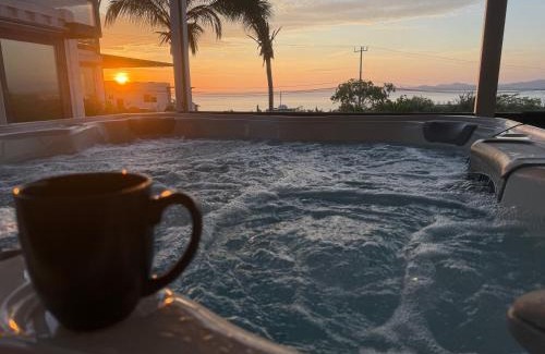 El Sargento House | 20-30 Knots- Best Game Night In Baja Hot Tub