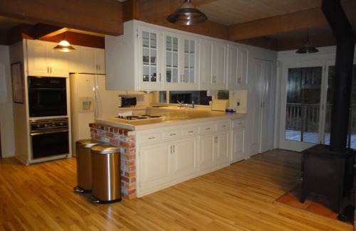 Eureka House | 20+ Guests welcome in 2 adjacent properties
