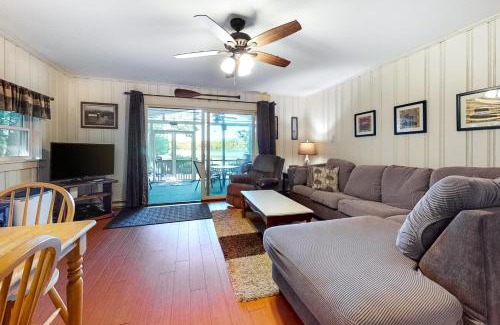 Madison House | 20 Island Drive