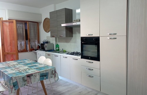 Lu Bagnu Apartment | 20 meters from the sea nice apartment in residence with swimming pool