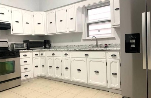 The Heights Condo | 20 min to Time Square NYC 3BR, 5 bed Apartment