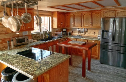 Yosemite Forks House | 20 minutes from Yosemite; 5 minutes to Bass Lake; Family friendly
