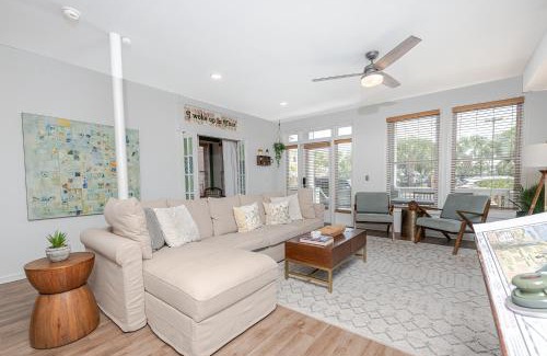 Historic Ybor Apartment | 20% OFF I Ybor City Gem I Steps to 7th Ave