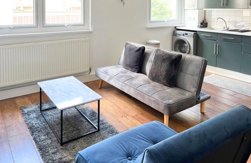 Bromley North Apartment | 20%off Weekly Familybusinessleisurestudent1 Bed Apt in British Street, Bow