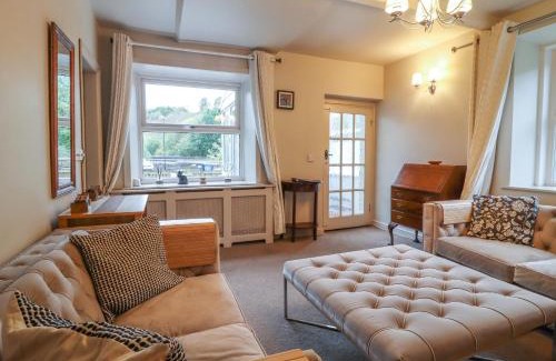Dobcross House | 20 Wool Road