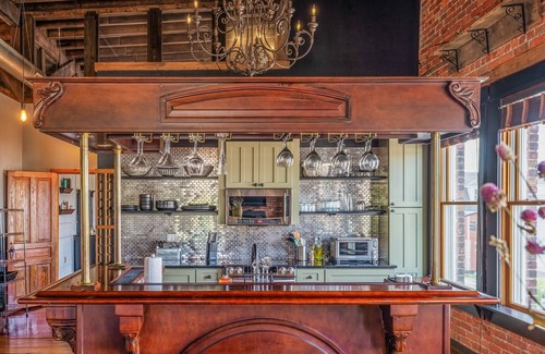 Brevard Condo | 2000 sqft Historic Loft in Downtown Brevard - Near Waterfalls, Dining & More