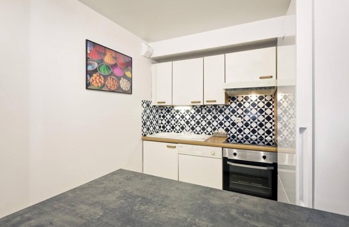 Brides-les-Bains Apartment | 200m from ski lifts, 4th floor, view village, balcony, parking, tv, ski locker, 70m²