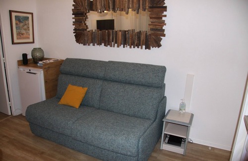 Cabourg Apartment | 200m from the beach, rating 2*, SWIMMING POOL, WiFi, 38m2, 2 bedrooms, 6 pers
