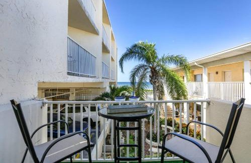 Belleair Beach House | 201 Belleair Beach Club