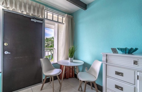 Ruskin Apartment | 201 Little Harbor Inn