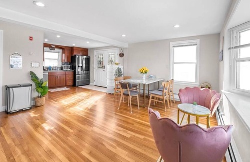 Piety Corner House | #202 Waltham Shared House by Zen Living