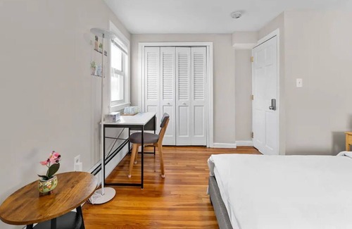 Piety Corner House | #202 Waltham Shared House by Zen Living
