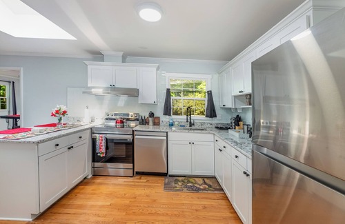 Durham House | ★2024 MODERN NEWLY RANOVATED⭑4BR⭑NEAR RTP & RDU