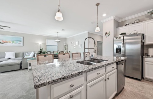 Rural Estates Condo | 2026 winter will rent Jan and Feb or 3 full month, no single mths due to R&R/mgt