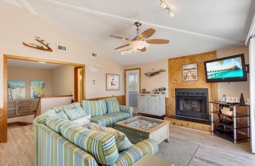 Duck House | 2035 - Irish C