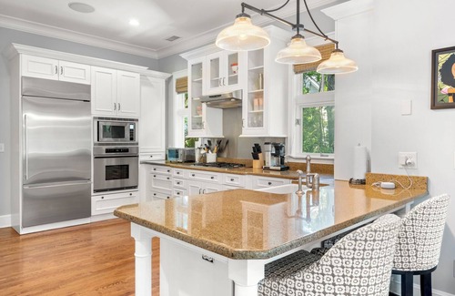 Vanderhorst Plantation House | 205 Horned Grebe: 4BR Home, Pool, Bike to Beach, Credit for Bikes/Beach Gear