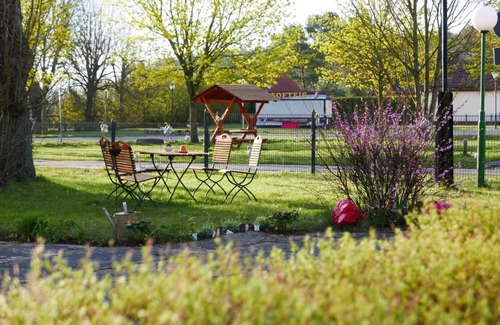 Klein Quassow Condo | 207 Holiday apartment upstairs in the manor house - 5 min. to the beach at the Großer Labussee