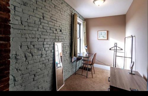 Butchertown Apartment | 20Percent OFF Spacious 6BR Loft Style with Pool Table, Sleeps 16 in Comfort