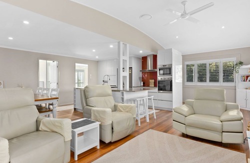 Rainbow Beach House | 21 Cooloola Drive - Rainbow Beach