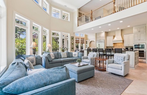 Oceanside House | 21 Ruddy Turnstone ~ Beautiful 5br Home, 3rd Row from the Beach in Sea Pines!