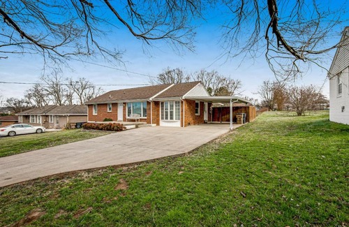 Elm Hill Acres House | 2108 Crystal Drive