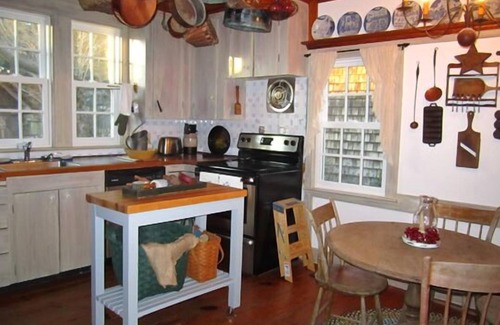 Historic District House | 214 Mulberry - Great location in downtown historic Lewes!