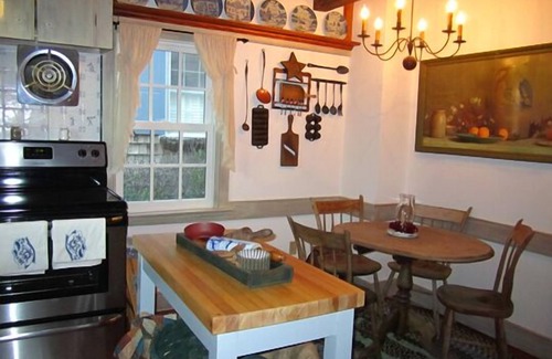 Historic District House | 214 Mulberry - Great location in downtown historic Lewes!