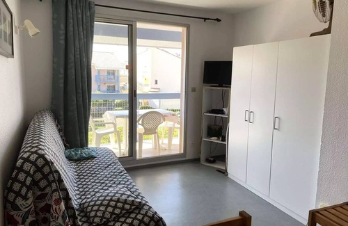 Hourtin Port Apartment | 215 - Schöne Wohnung für zwei Personen mit Hafenblick