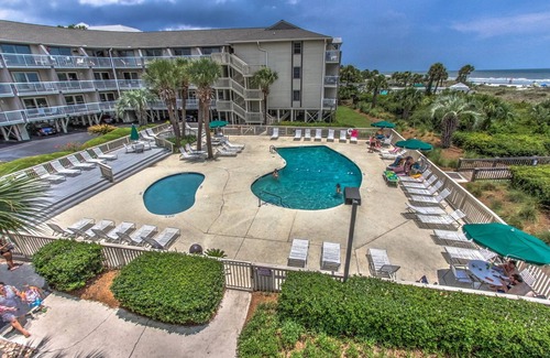 North Forest Beach Condo | 217 Breakers- Direct Oceanfront with Pool & Kiddy Pool