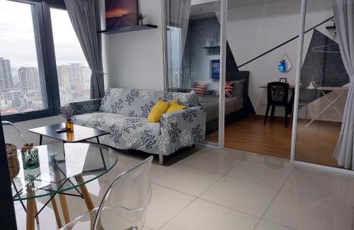 Downtown George Town Apartment | 218 Tropicana Georgetown Penang #B30 2BR for 4-7pax温馨窝舒适两房