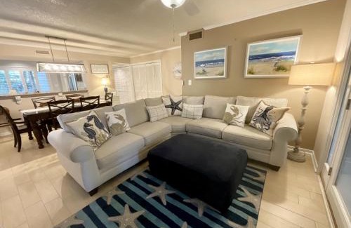 Coffeyville Villa | 21C Richmond Park villa