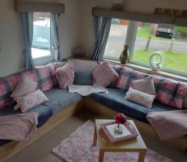 Dogdyke Resort | 22 The green Luxury hot tub 3 bedroom caravan tattershall lakes lincoln