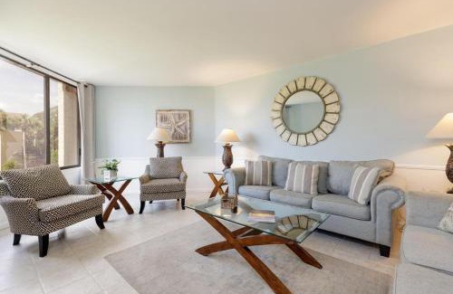 Hilton Head Island Villa | 221 Shorewood