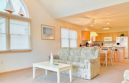 Townsend's Inlet Condo | 222 79th Street East