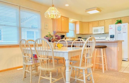 Townsend's Inlet Condo | 222 79th Street East