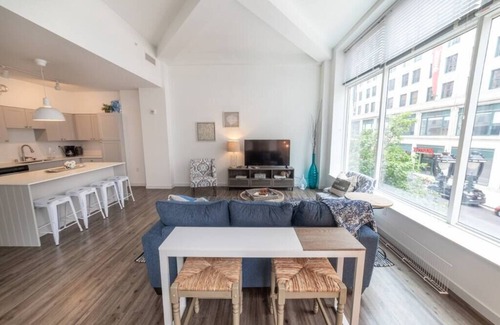 Westown Apartment | 225- Huge 2 bedroom condo king beds-Free parking-extras