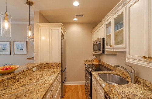 West Beach Village Condo | 2276 Shipwatch: 2BR Condo, Valuable Bike Credit, Steps from Beach