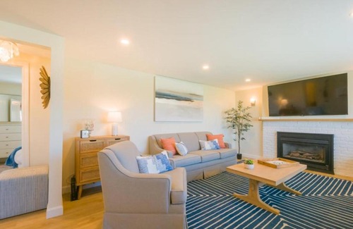 East Sandwich House | 23 Captain Paine Road East Sandwich - - Cape Cod