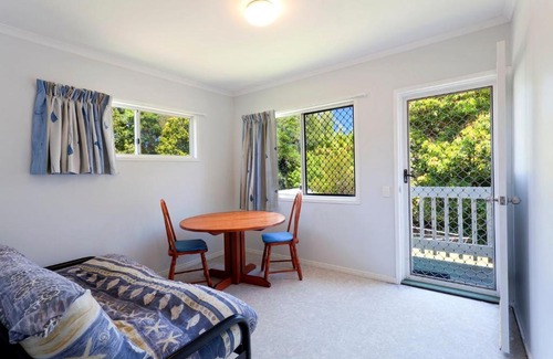 Tewantin House | 23 Hilton