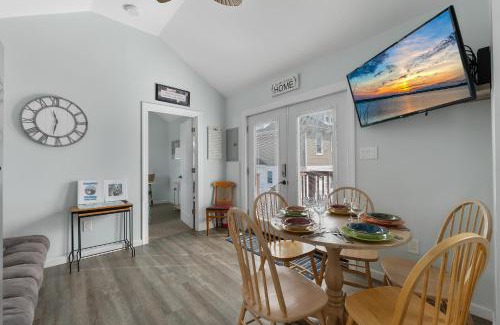 Cape May - Wildwood House | 232 W Pine Ave 2 Beds, 1 Bath