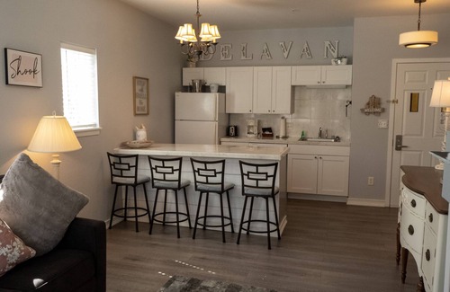 Delavan Lake Condo | 233 - One Bedroom Malibu Beach-Style Condo