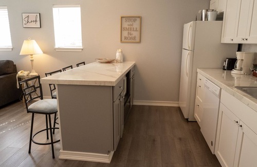 Delavan Lake Condo | 233 - One Bedroom Malibu Beach-Style Condo