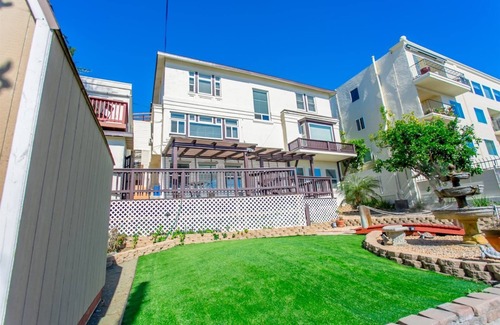 Bankers Hill House | 2330/c