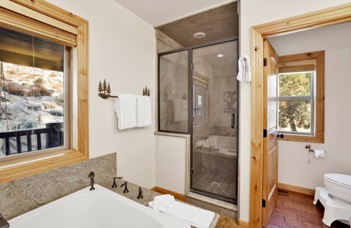 Eagle Mountain Estates Cabin | 2352-gold Rush Lodge 5 Bedroom Cabin by RedAwning