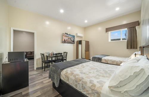 Park Mesa Heights Hotel | 24 Hours Motel