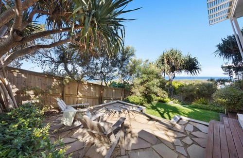Castaways Beach House | 24 Noosa Dunes, 512 David Low Way, Castaways Beach