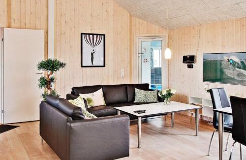 Olpenitz House | 24 person holiday home in Hasselberg